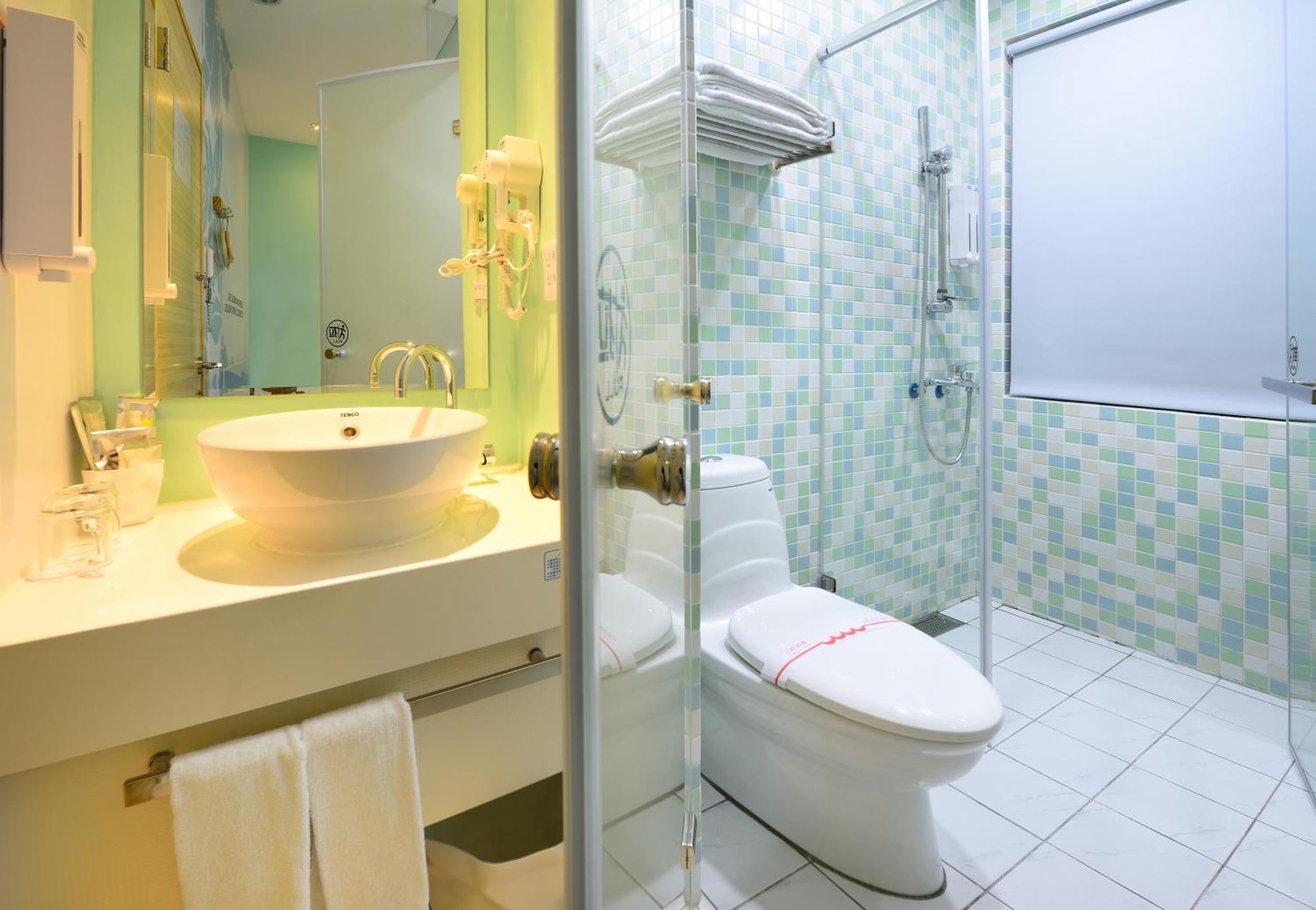 Nl Concept Hotel Kaohsiung Quarto foto
